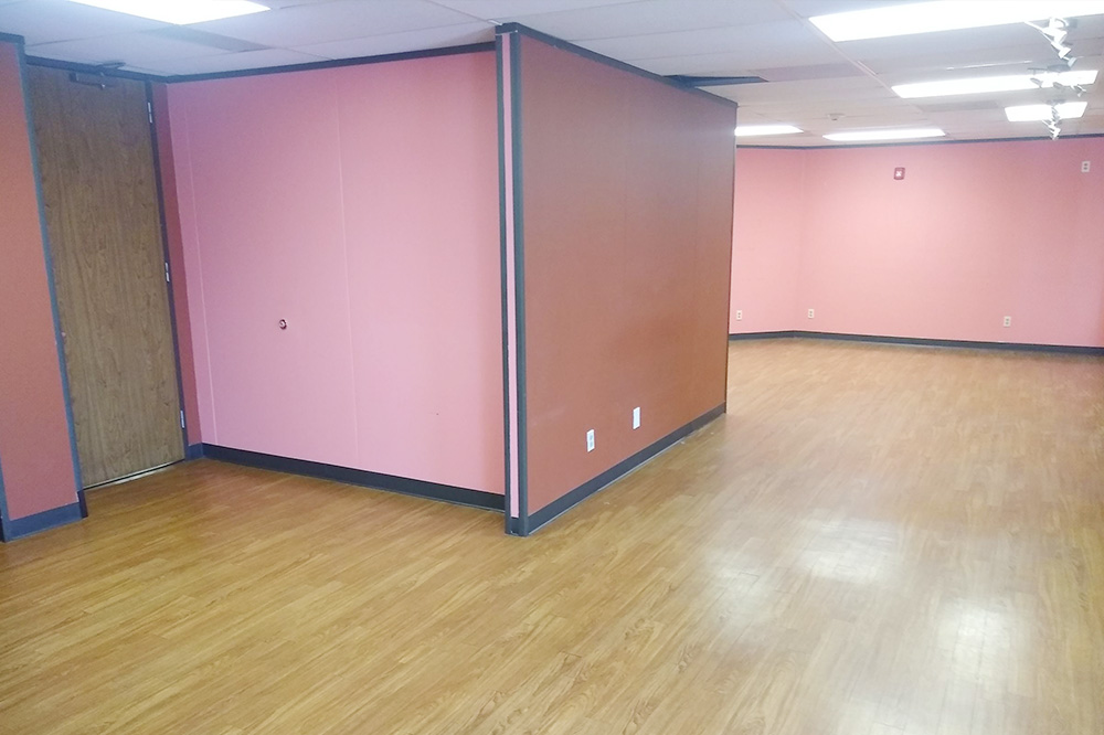property with office space for rent at 235, 2600 South Loop West, Houston, TX 77054, USA