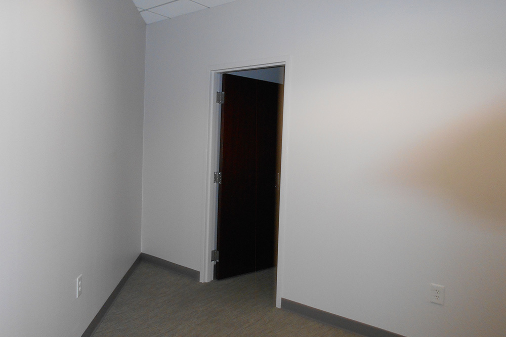 5-UI400Dx292.jpg