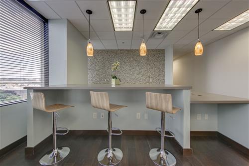 4100 Spring Valley Rd - 317x644-sm