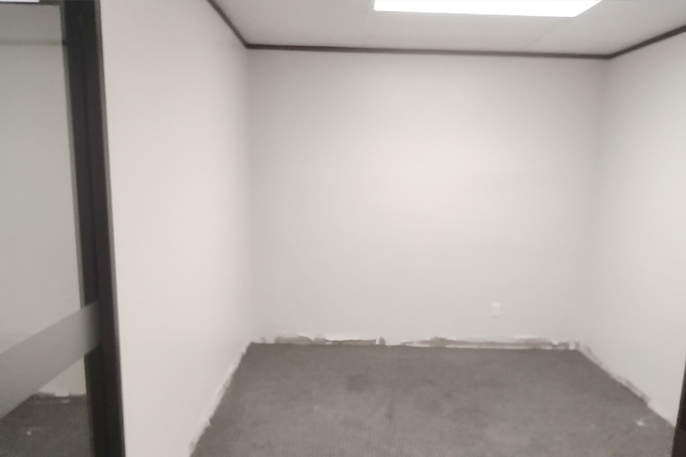2323 South Voss Road - 32x410-sm