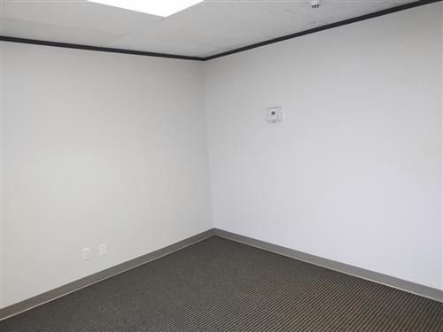 2323 South Voss Road - 32x510-09-sm