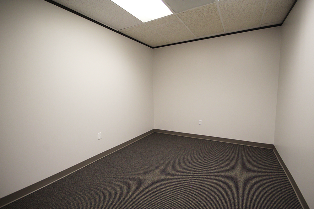 2323 South Voss Road - 32x510-10-sm