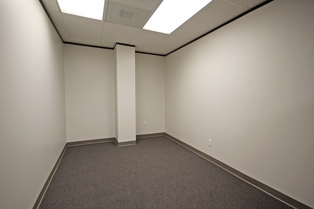 2323 South Voss Road - 32x510-11-sm