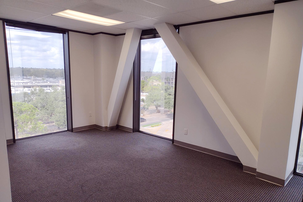 3-UI575x32.jpg
