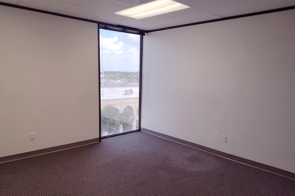 4-UI575x32.jpg