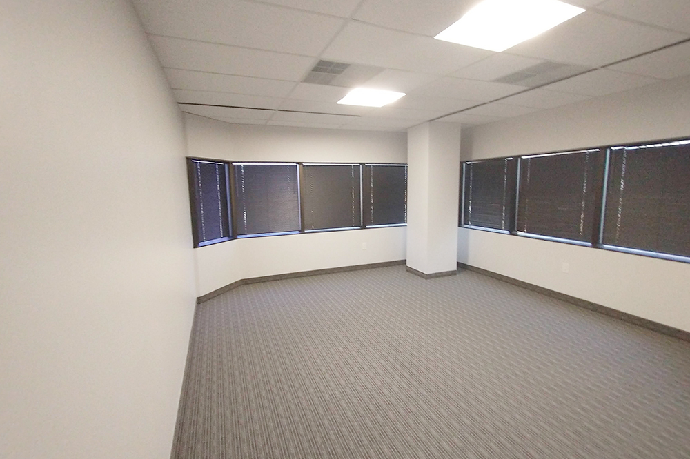 11-UI414.01x321.jpg