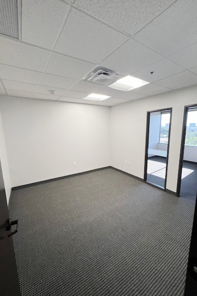 4099 McEwen - 323x572-sm