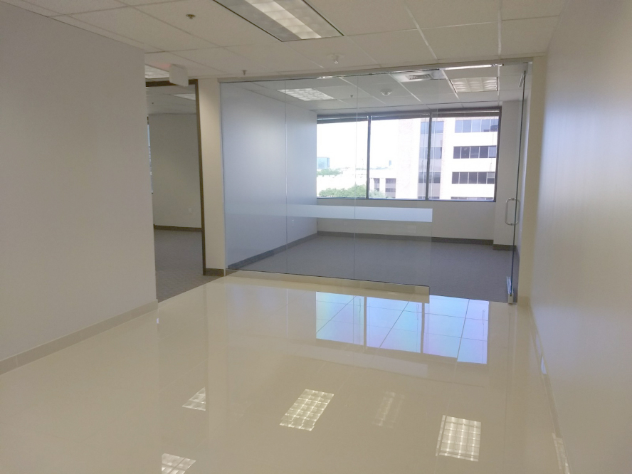 4099 McEwen - 323x765-sm