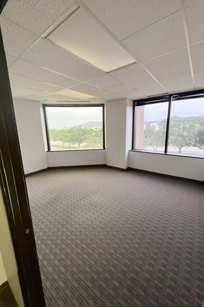 5-UI300x324.jpg