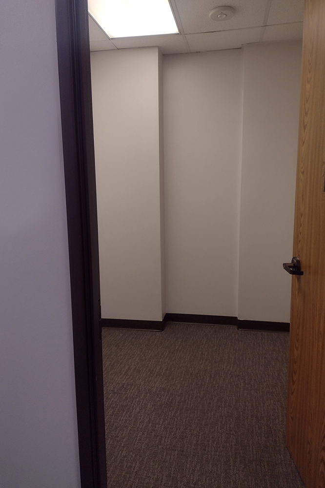 1-UI260Sx326.jpg