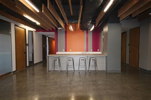 4-UI310x326.jpg