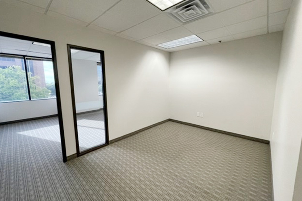 4101 McEwen - 326x324-sm