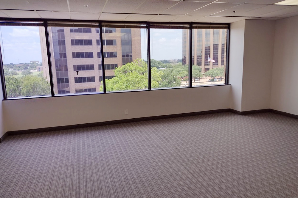 4101 McEwen - 326x430-sm