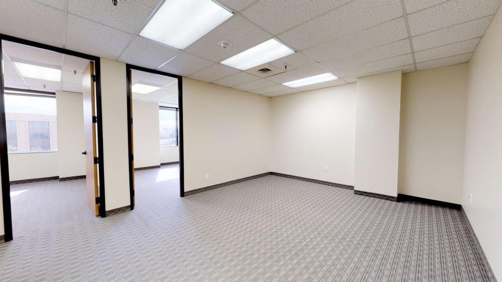 4101 McEwen - 326x460-sm