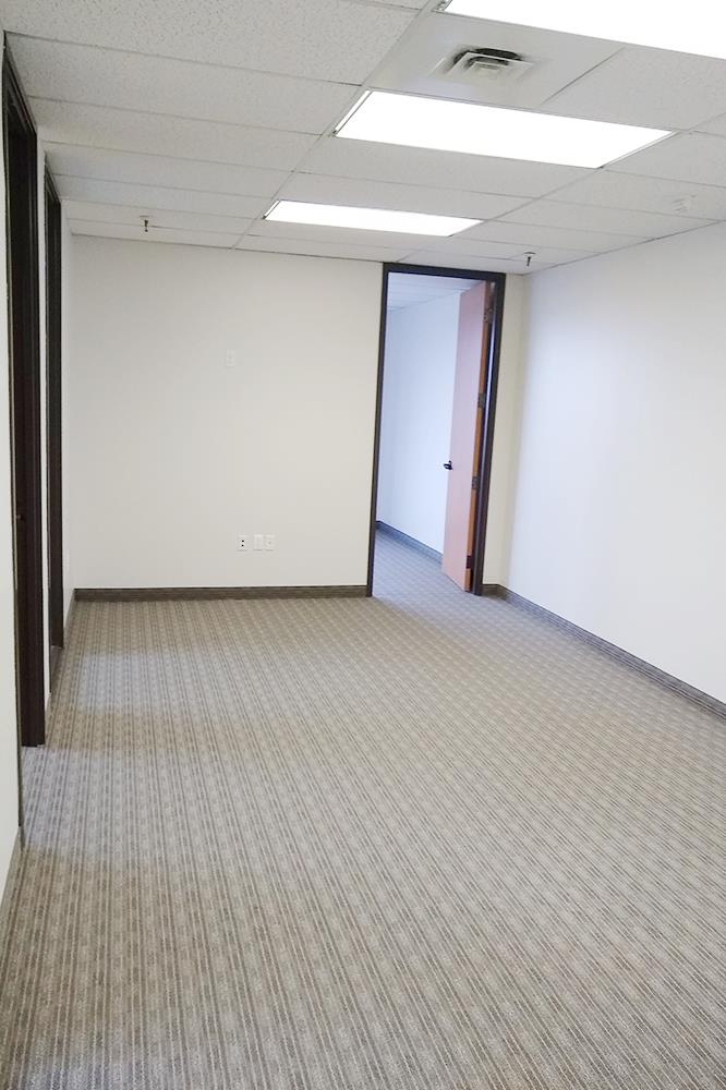 4101 McEwen - 326x470-sm