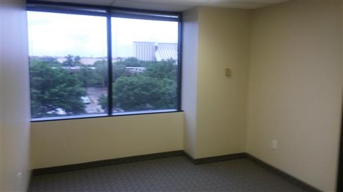 4101 McEwen - 326x490-sm