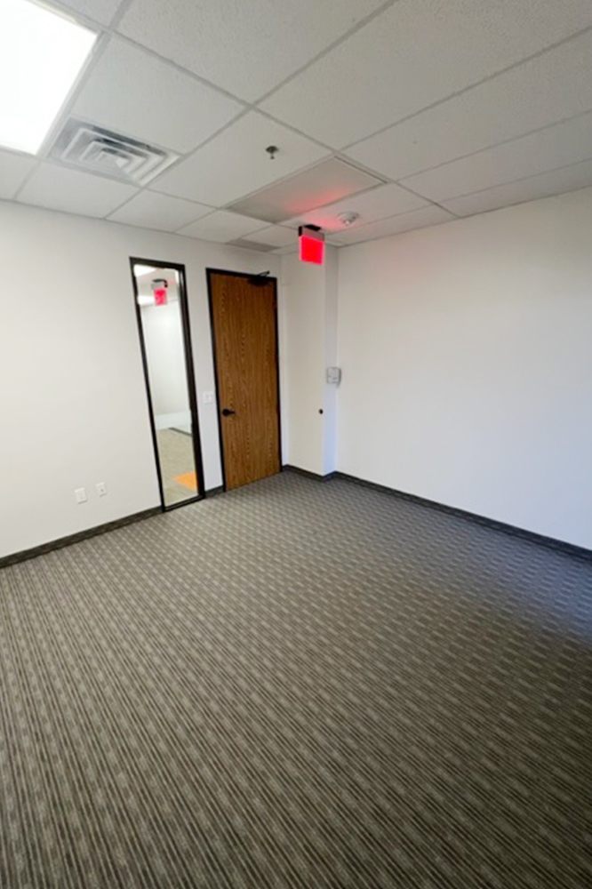 4101 McEwen - 326x605-sm