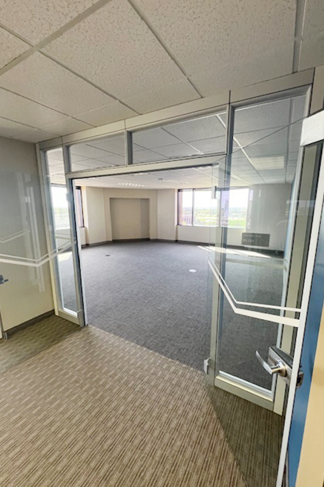 4101 McEwen - 326x800-sm