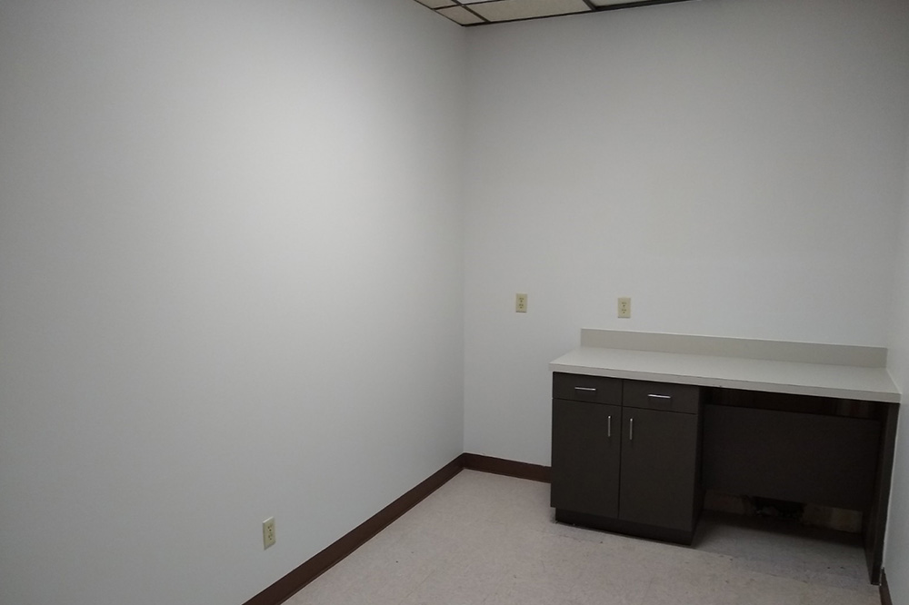 2-UI2876x33.jpg