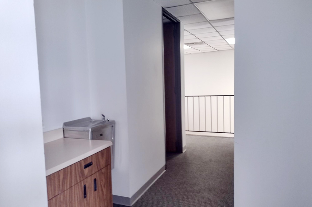 2800 Antoine Drive - 33x2882.01-sm