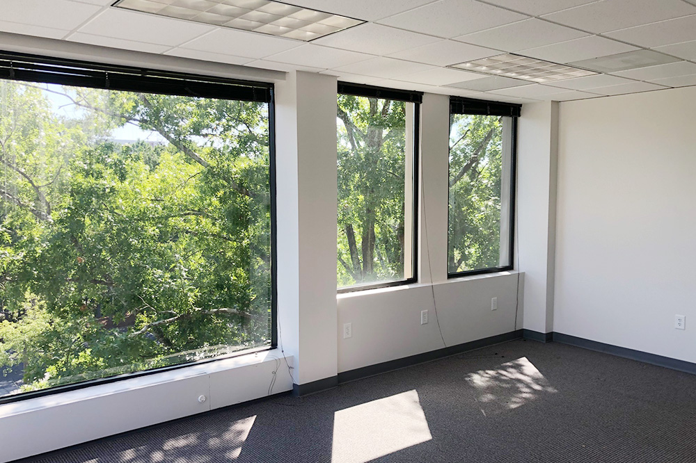 2295 Parklake Drive - 340x557-sm