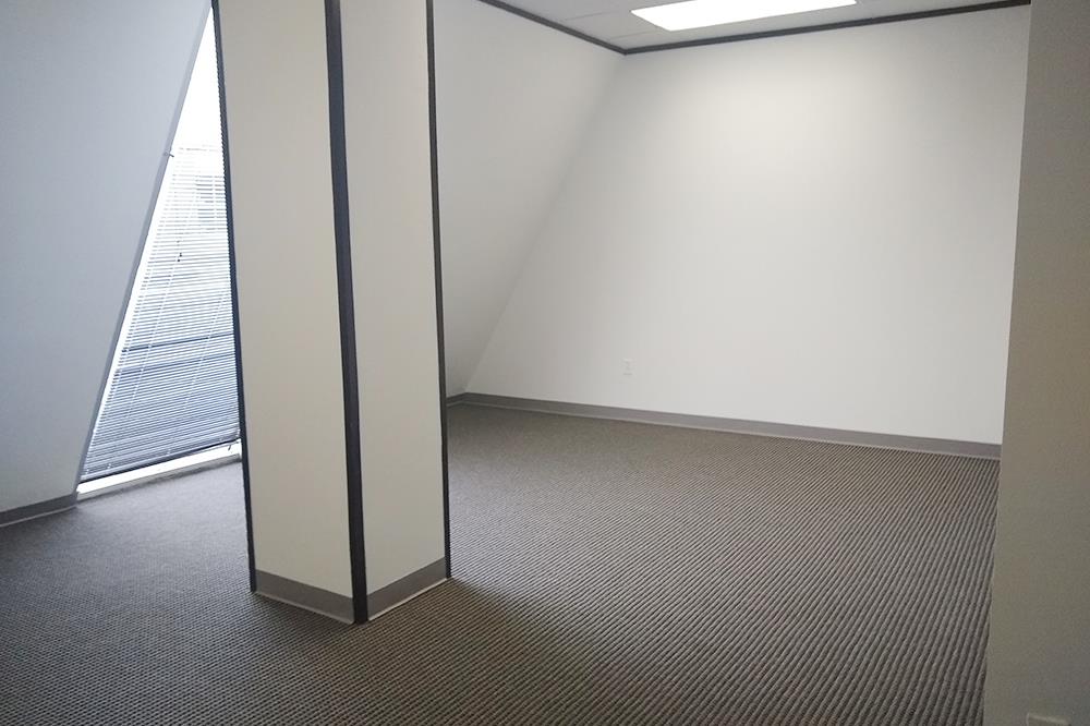 9898 Bissonnet Street - 39x149-sm