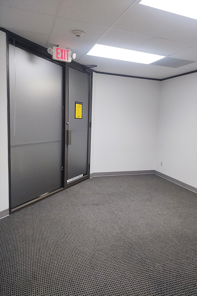 9898 Bissonnet Street - 39x200-sm