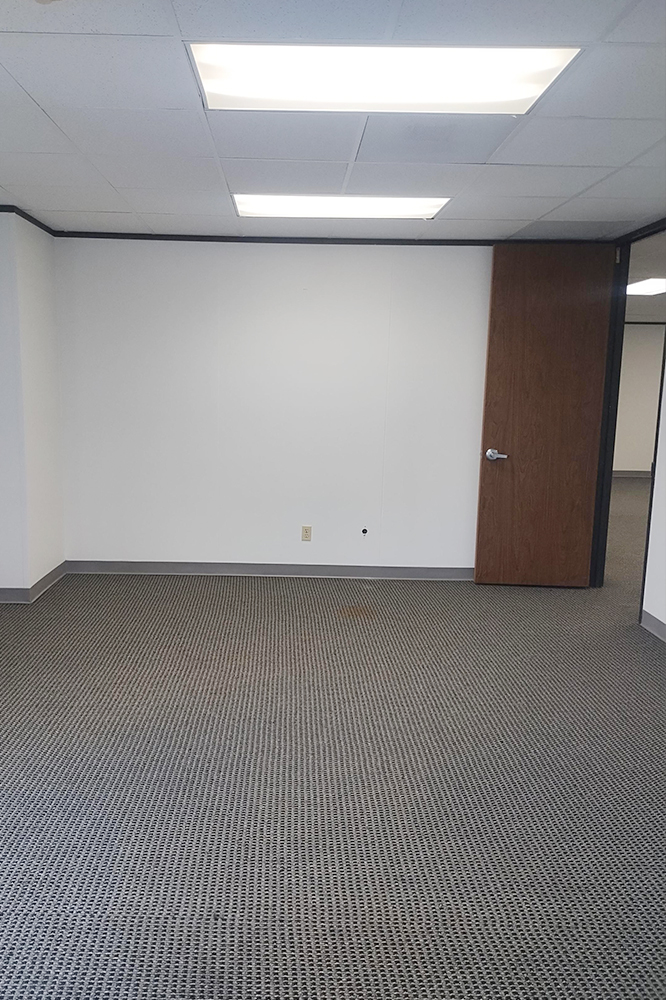 9898 Bissonnet Street - 39x200-sm