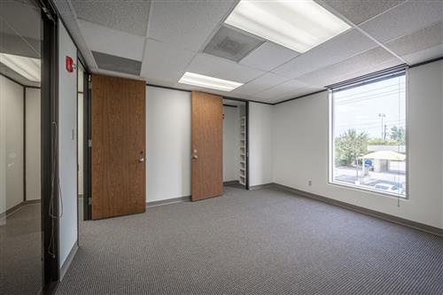 9898 Bissonnet Street - 39x251-sm