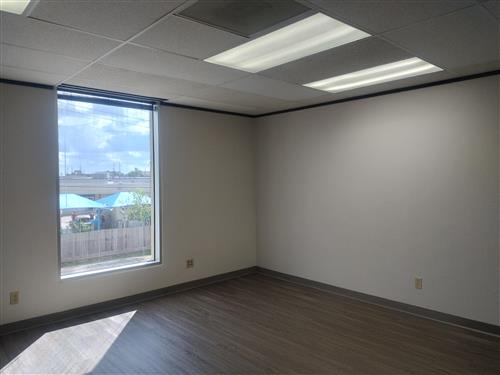 9898 Bissonnet Street - 39x251-sm