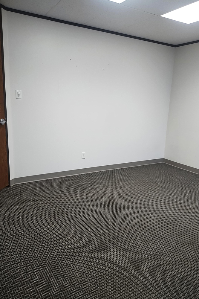 9898 Bissonnet Street - 39x252H-sm