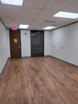 9898 Bissonnet Street - 39x285-sm