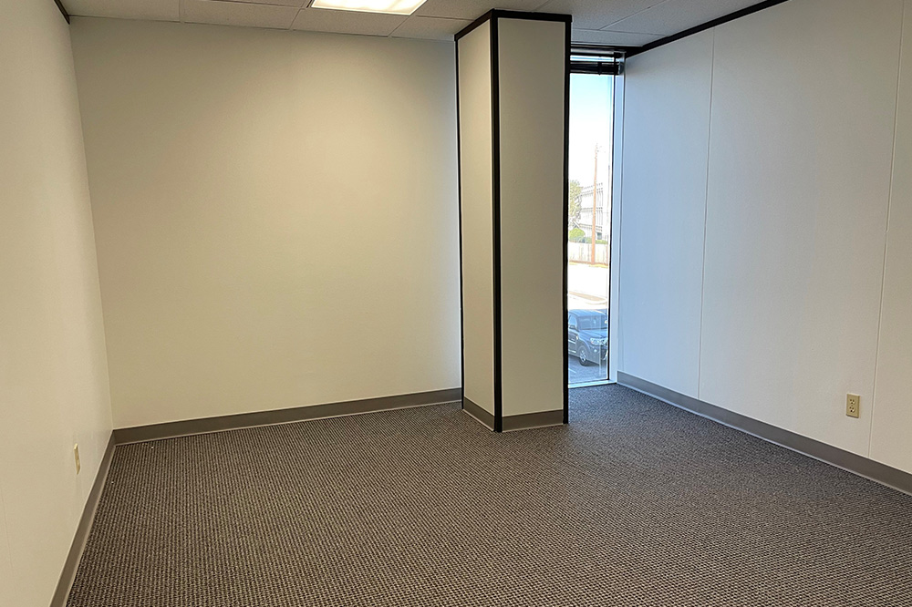 9898 Bissonnet Street - 39x295-sm