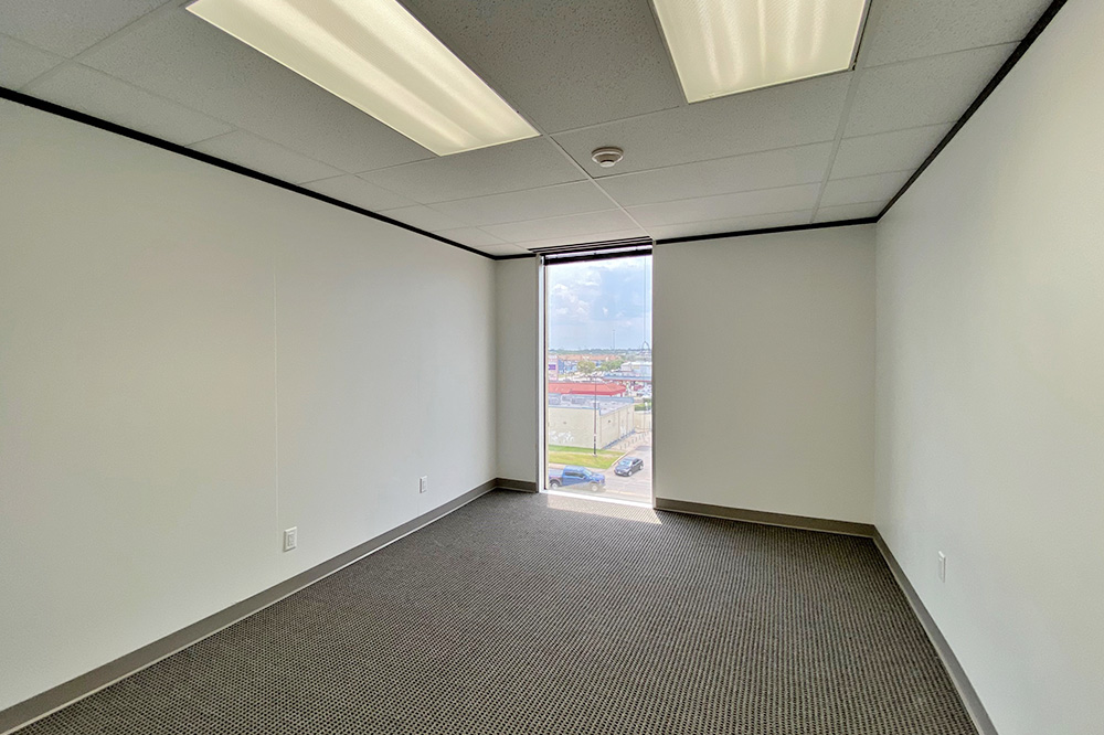 9898 Bissonnet Street - 39x400B-sm