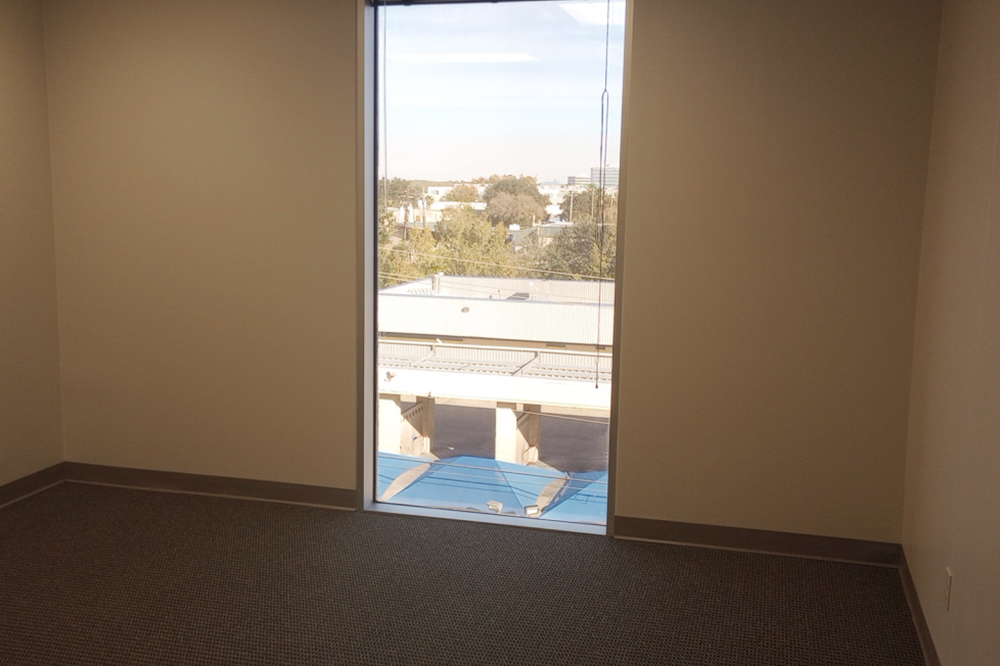 9898 Bissonnet Street - 39x430L-sm