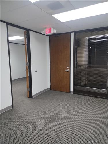 9898 Bissonnet Street - 39x470-sm