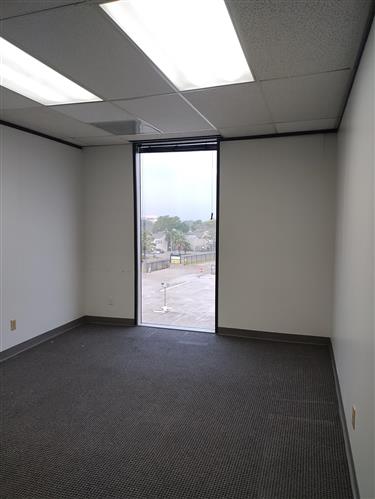 9898 Bissonnet Street - 39x480-sm