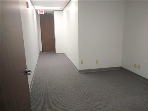 9898 Bissonnet Street - 39x581-sm