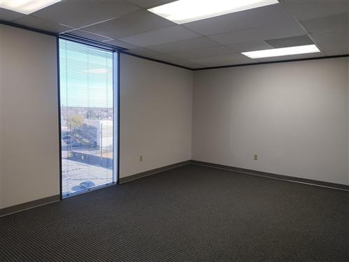 9898 Bissonnet Street - 39x585-sm