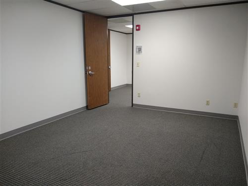 9898 Bissonnet Street - 39x596-sm