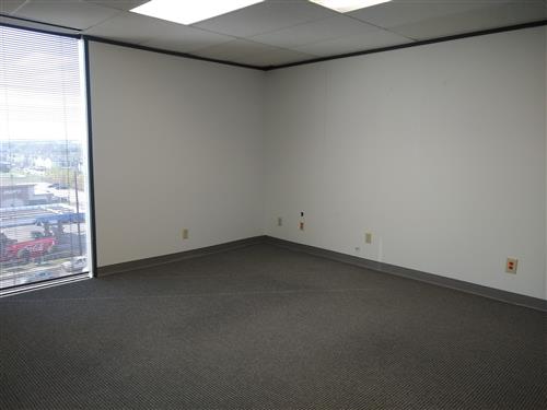 9898 Bissonnet Street - 39x680-sm