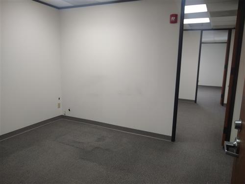 9898 Bissonnet Street - 39x680-sm