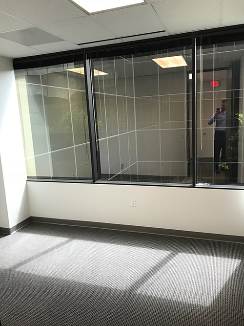 2-UI375Dx4.jpg