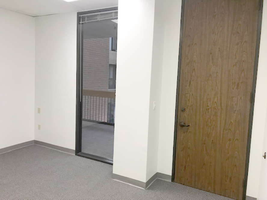 property with office space for rent at 2000, 440 Benmar Drive, Houston, TX 77060, USA