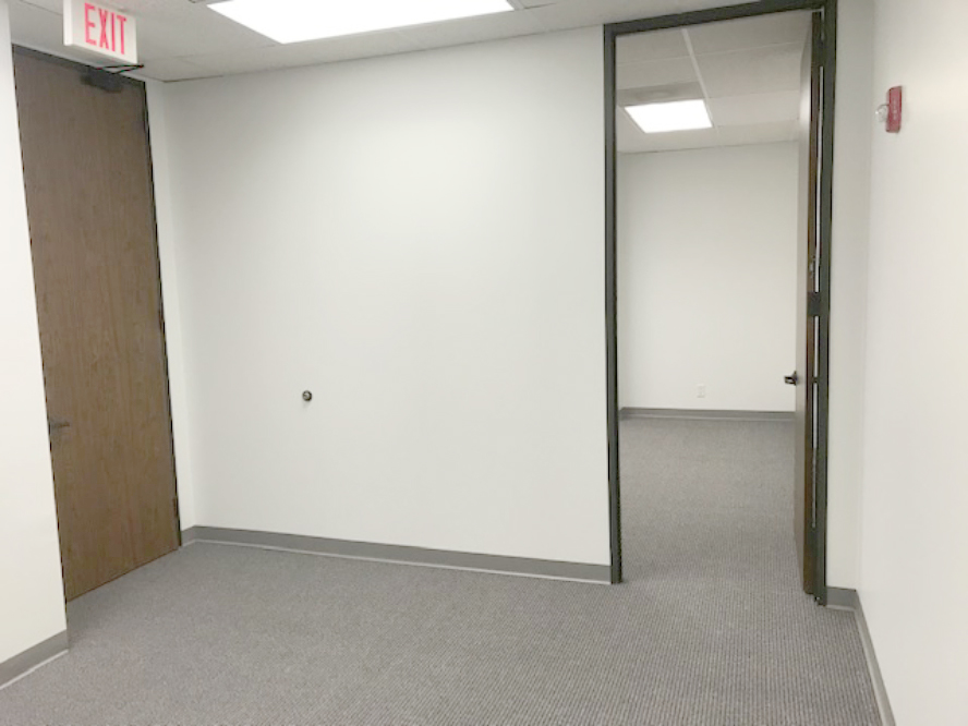 property with office space for rent at 2000, 440 Benmar Drive, Houston, TX 77060, USA