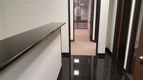 4-UI2300x41.jpg