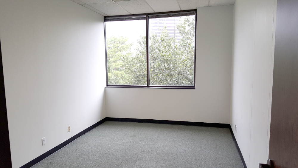 440 Benmar Drive - 41x3332-sm