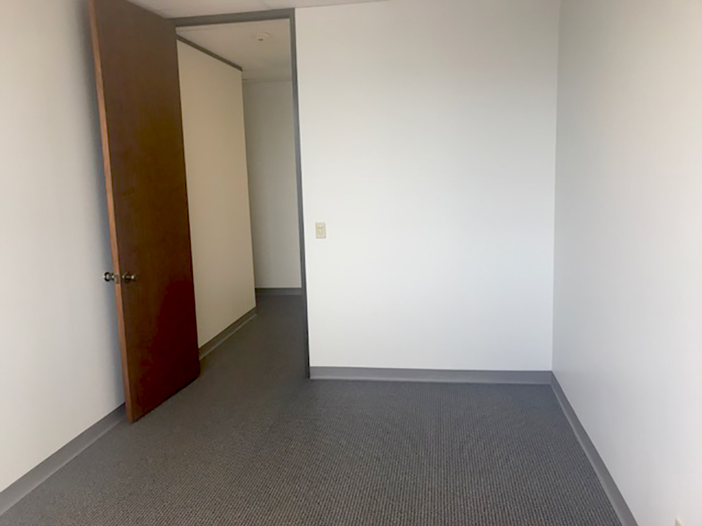 2-UI3344x41.jpg