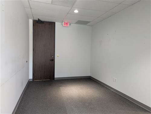 7676 Hillmont - 1-UI108.01x418