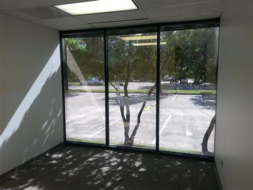 7676 Hillmont - 418x108-sm
